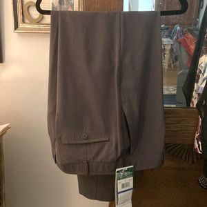 Men’s Ben Hogan Golf Slacks 36X30 Gray Brand New with Clothing Tags